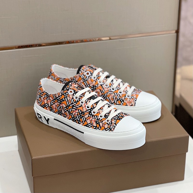 Burber*y sneakers B000012