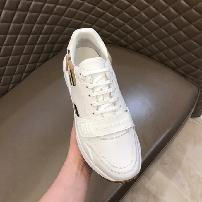 Burber*y sneakers B000009