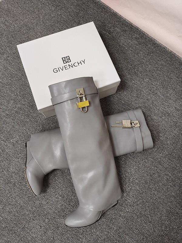 GIVENCHY LEATHER BOOTS GC000006