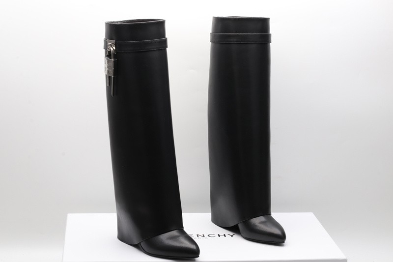 GIVENCHY LEATHER BOOTS GC000005