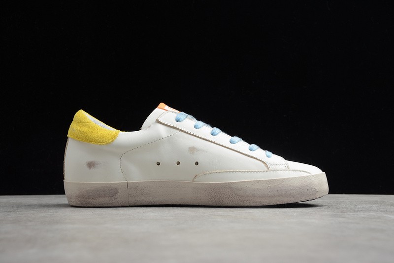 Golden Go*e GG000002