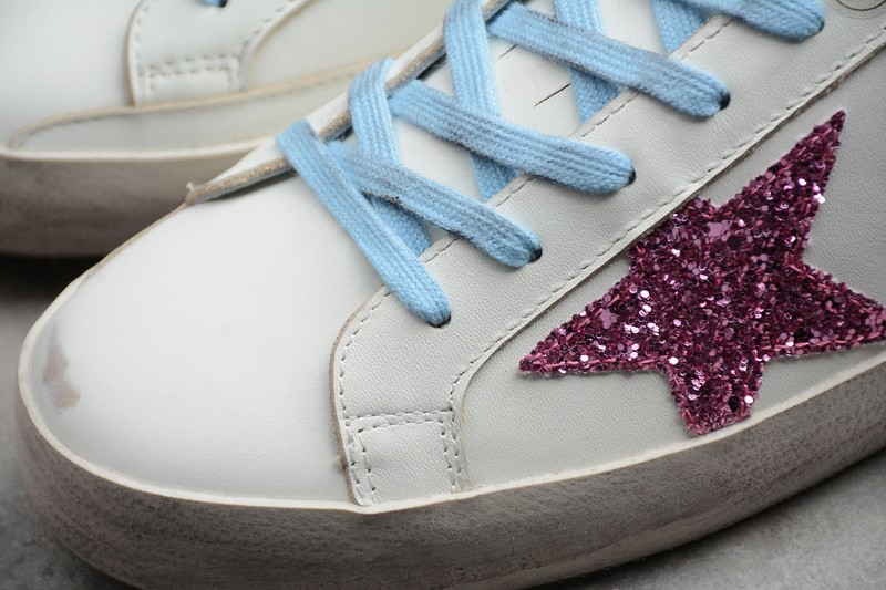 Golden Go*e GG000002