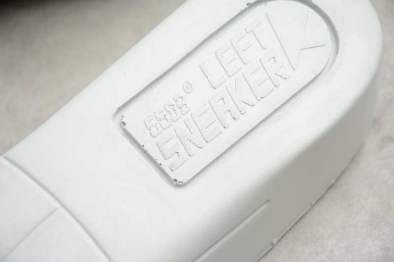 Golden Go*e GG000001