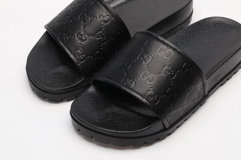 G*u*i* Sandal111