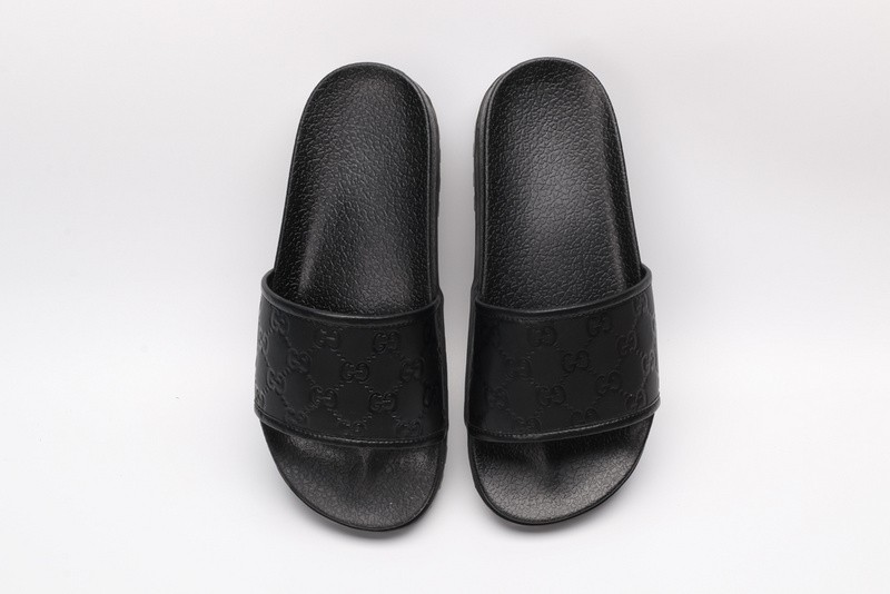 G*u*i* Sandal111