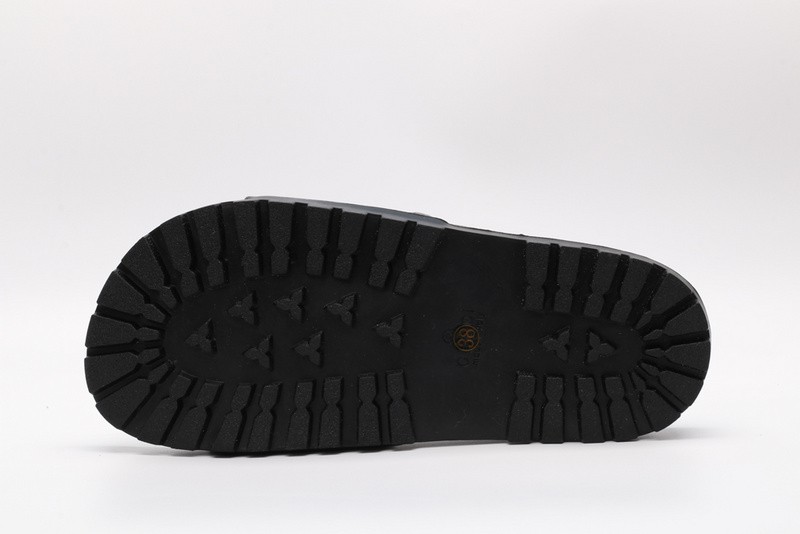 G*u*i* Sandal111
