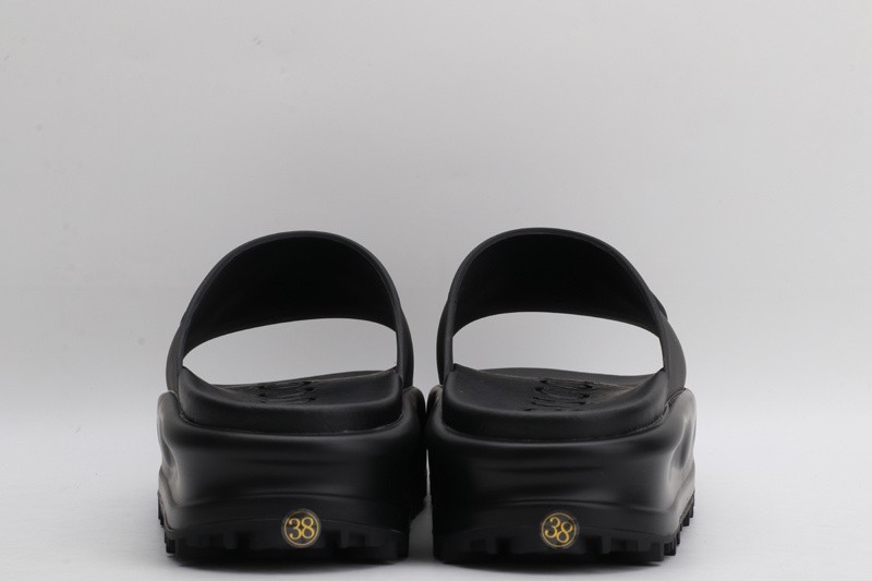G*u*i* Sandal102