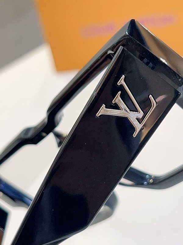 LV SUNGLASSES13