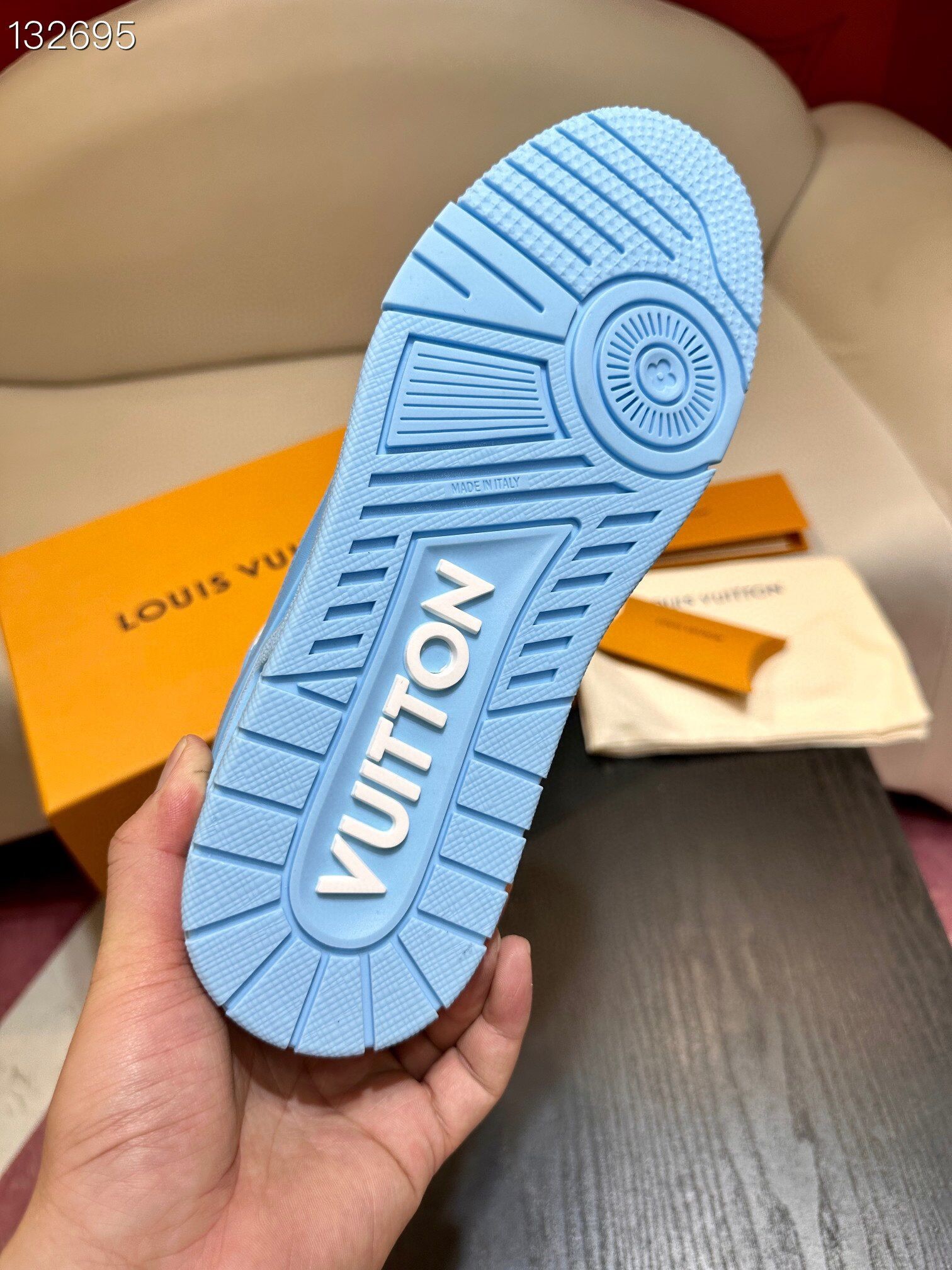 L&V snekaers L0000089