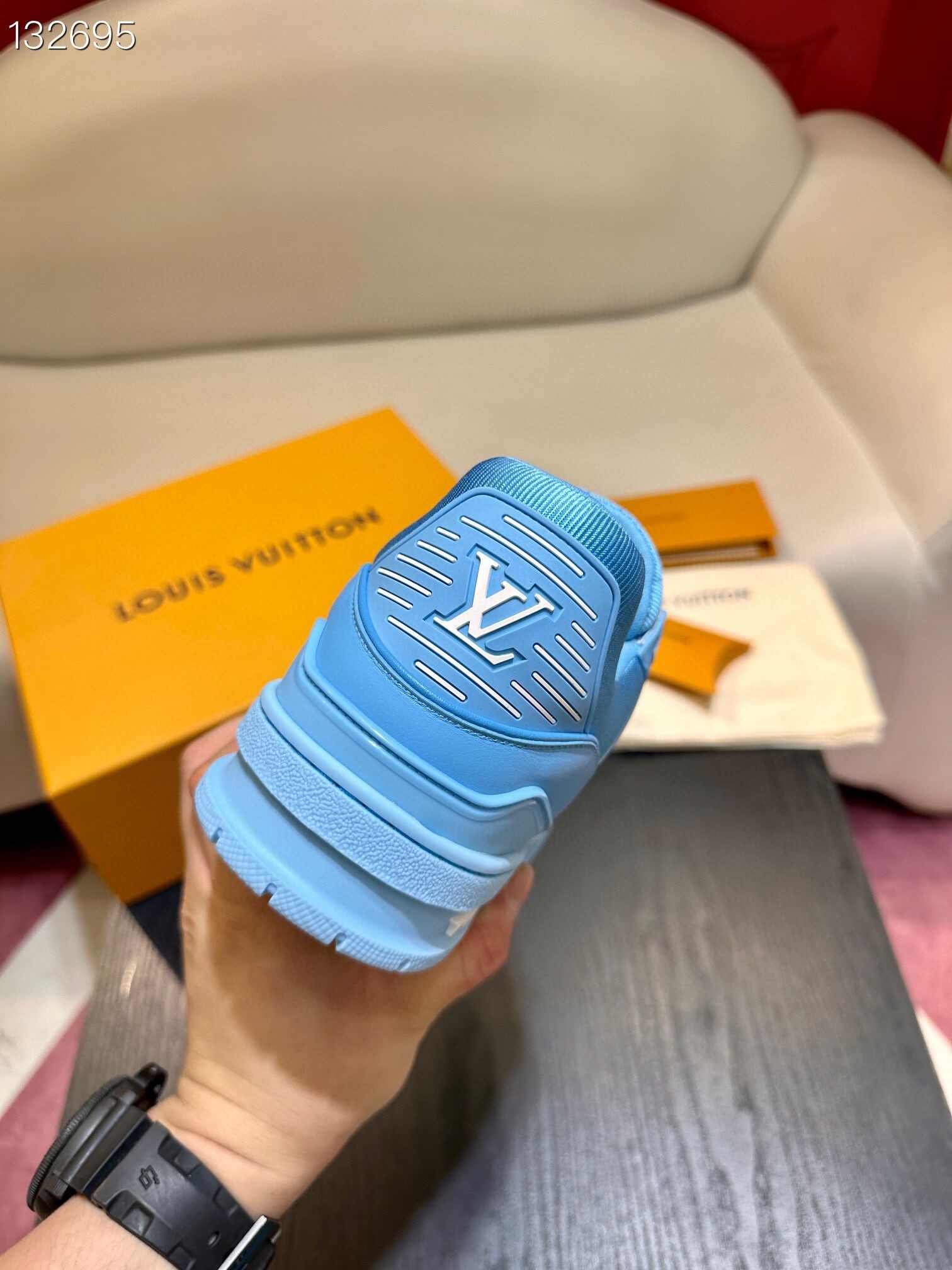 L&V snekaers L0000089