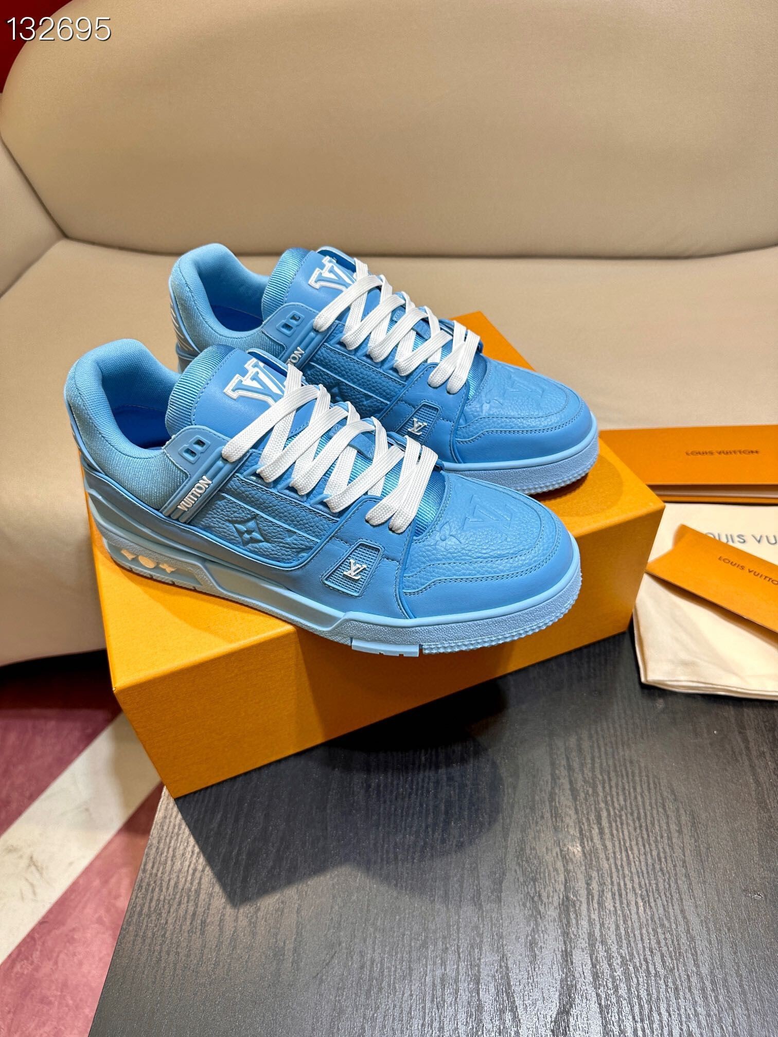 L&V snekaers L0000089