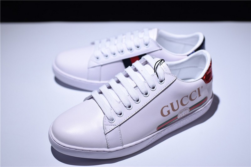 G*u*i ACE EMBROIDERED LOW-TOP SNEAKER WITH LOGO