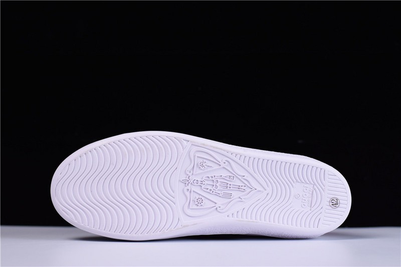 G*u*i ACE EMBROIDERED LOW-TOP SNEAKER WITH GG LOGO