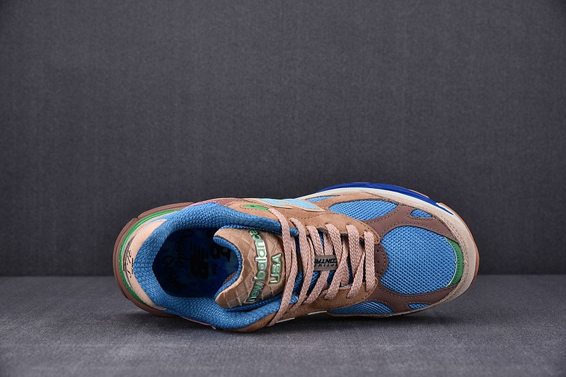 NEW BALANCE 992 NB000010