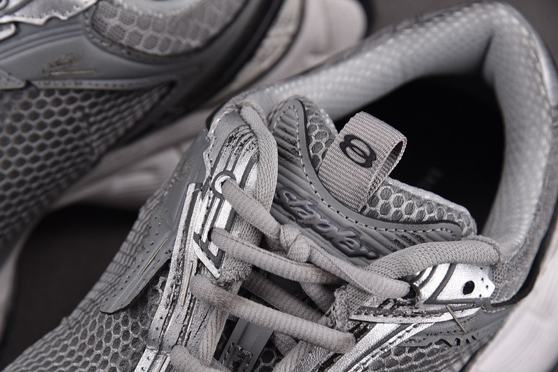 SNEAKER STAPLER 7000011