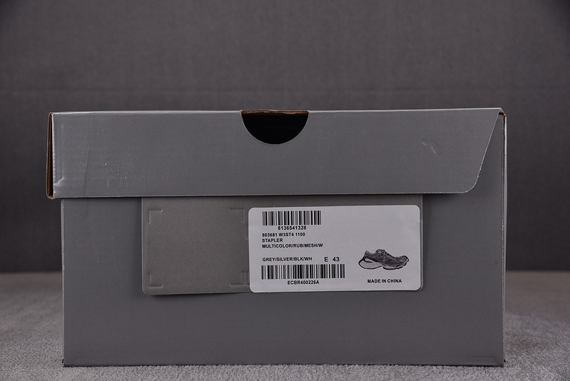 SNEAKER STAPLER 7000011