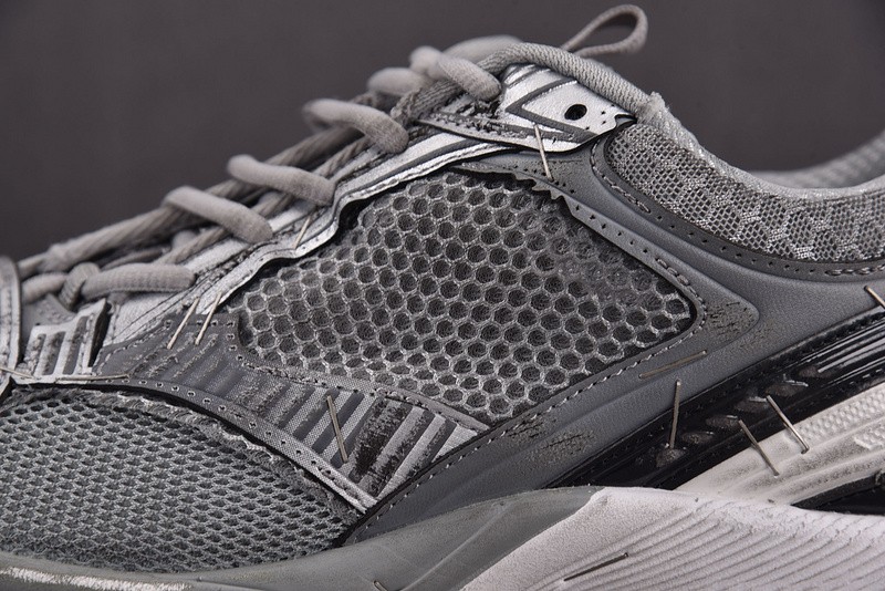 SNEAKER STAPLER 7000011