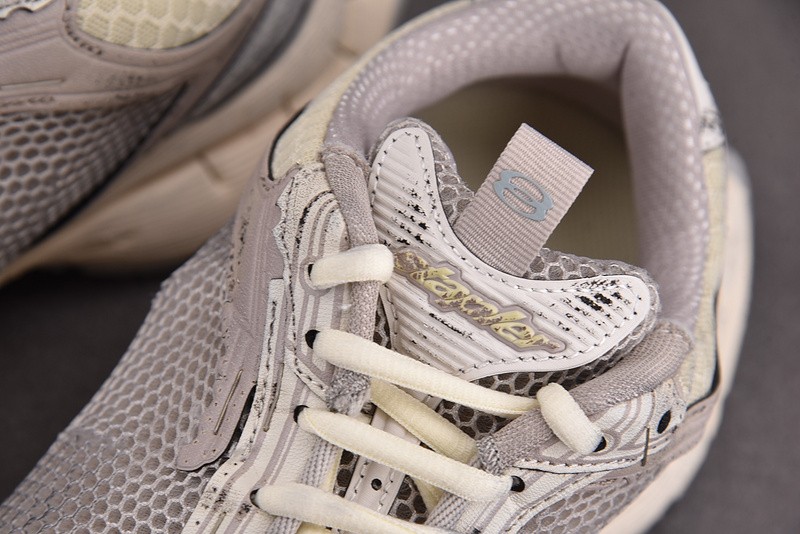 SNEAKER STAPLER 7000010