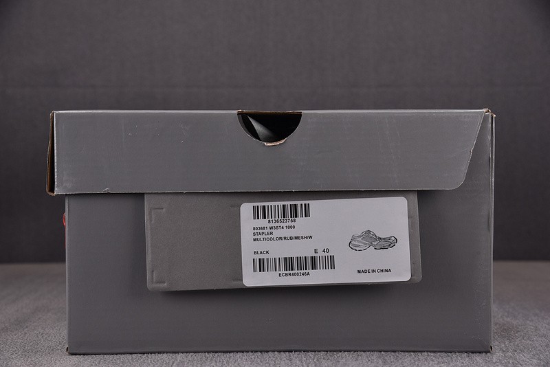 SNEAKER STAPLER 7000007