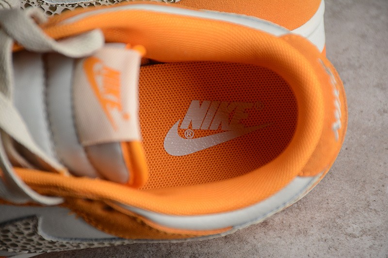 Nike Dunk Low Safari Swoosh Kumquat DR0156-800