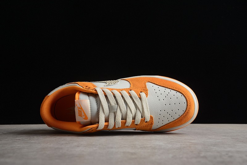 Nike Dunk Low Safari Swoosh Kumquat DR0156-800