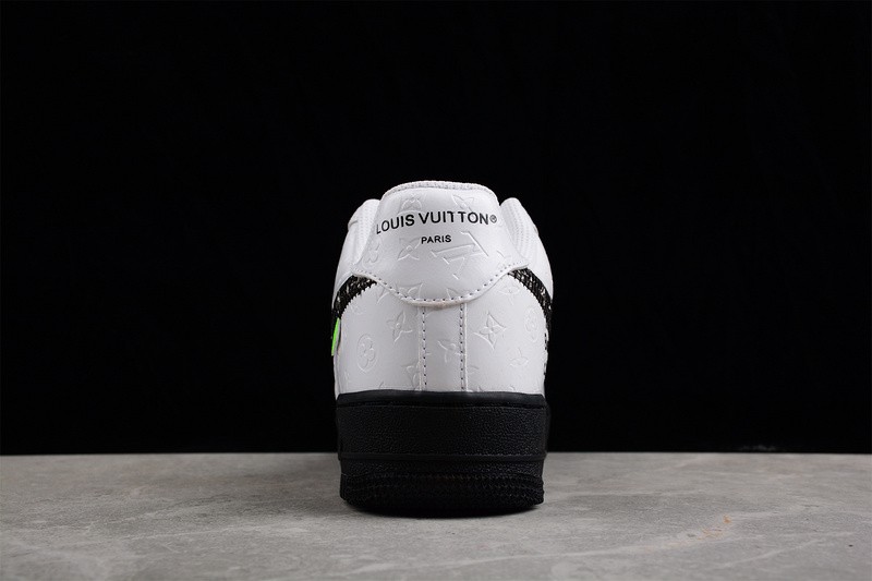 NIKE LOW AIR FORCE 1 X white black
