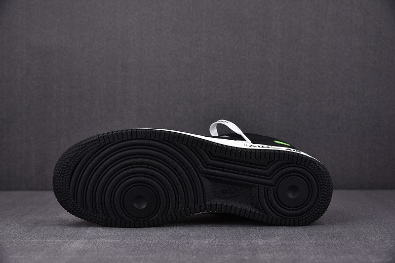 NIKE LOW AIR FORCE 1 X black white