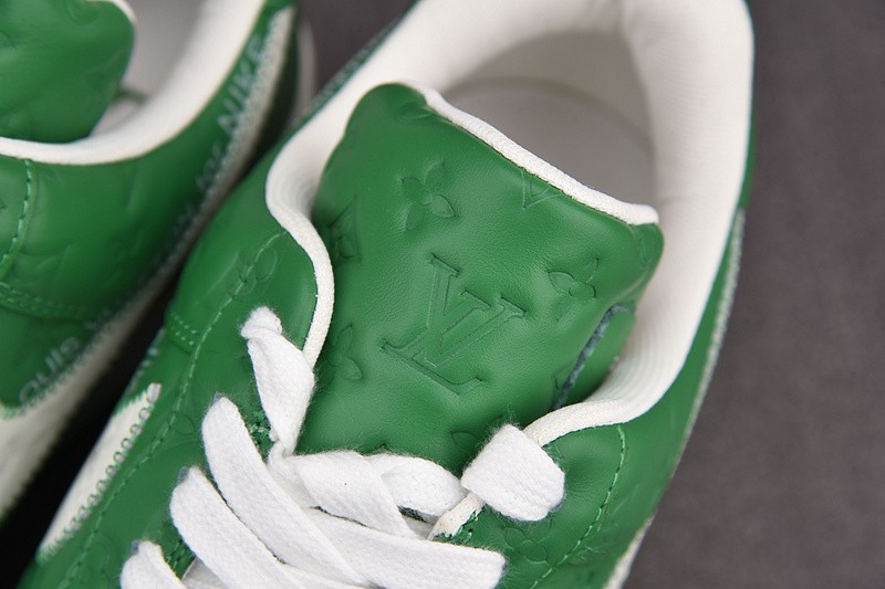 NIKE LOW AIR FORCE 1 X GREEN
