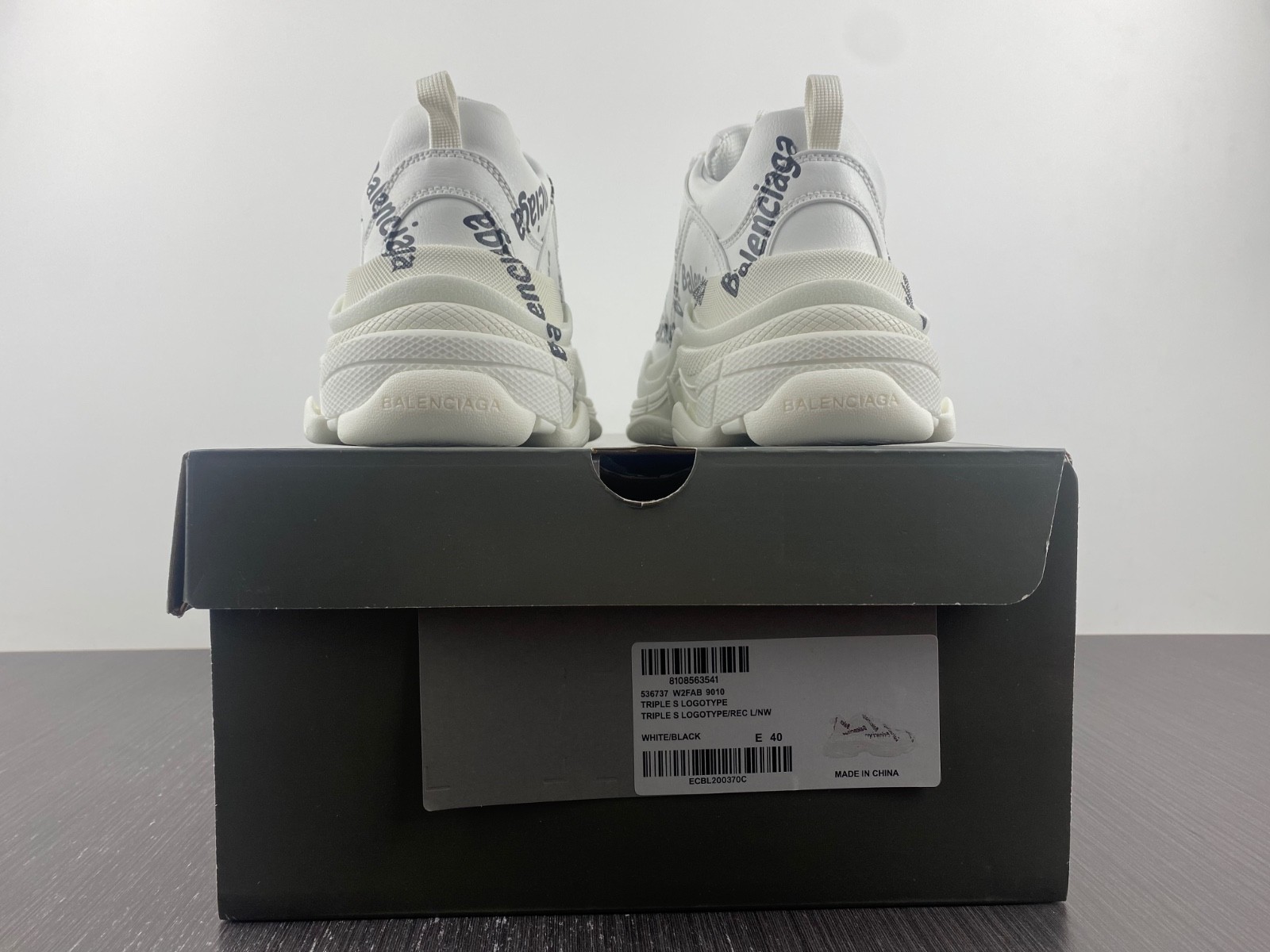 TRIPLES TRAINER SNEAKERS 2000055