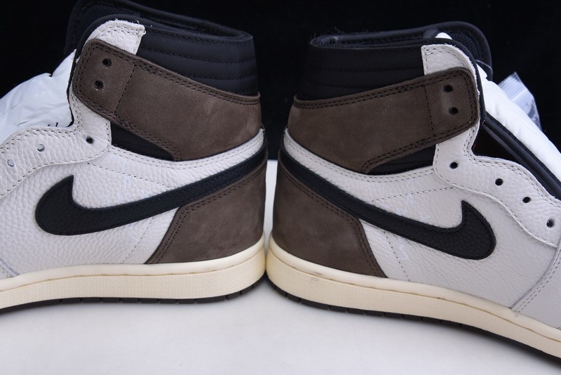AIR JORDAN 1 RETRO HIGH TRAVIS SCOTT