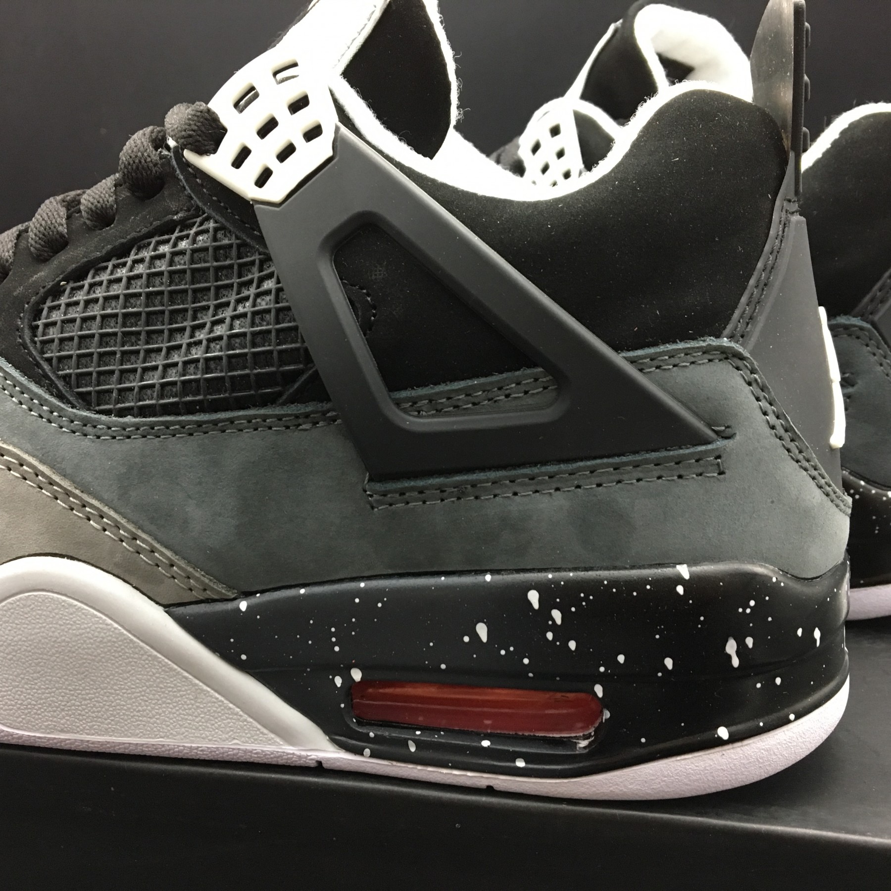 Jordan 4 Retro Fear Pack 626969-030