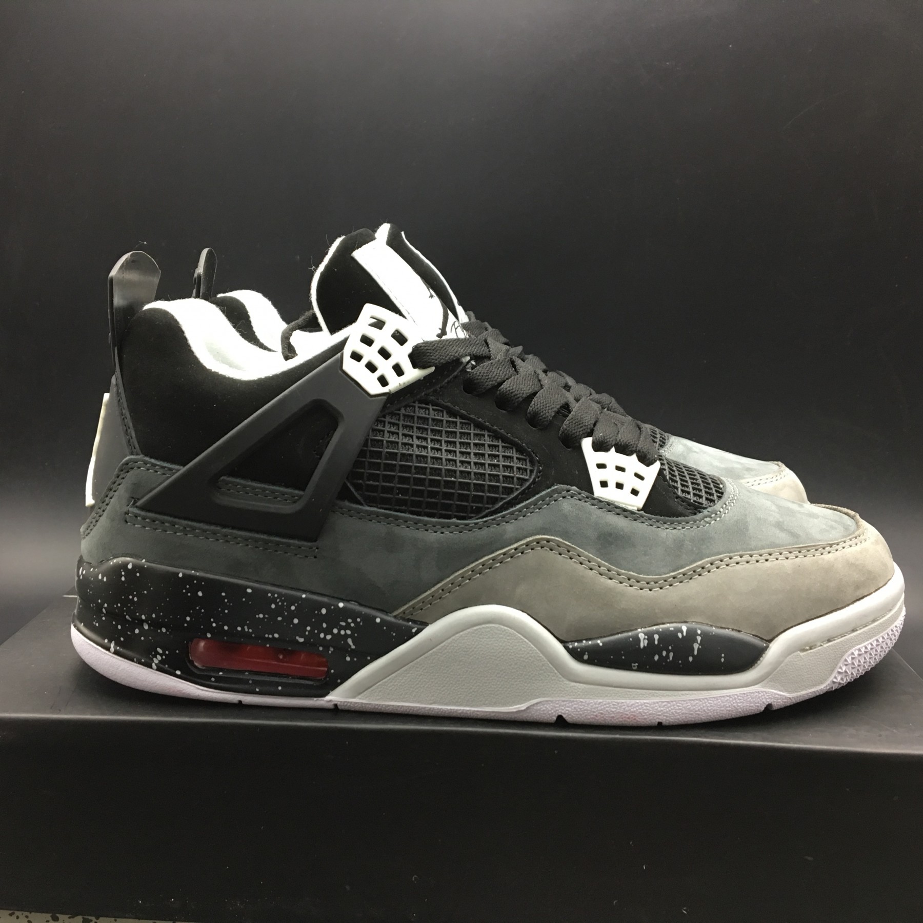 Jordan 4 Retro Fear Pack 626969-030