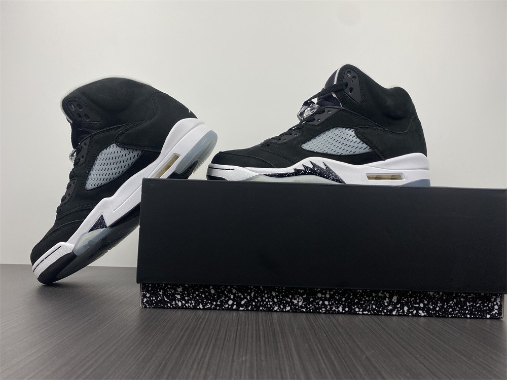 AIR JORDAN 5 RETRO OREO 136027-035