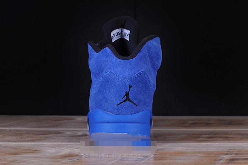 Air Jordan 5 Retro "blue Suede" 136027-401