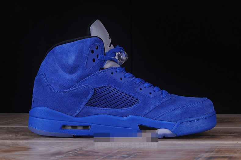 Air Jordan 5 Retro "blue Suede" 136027-401