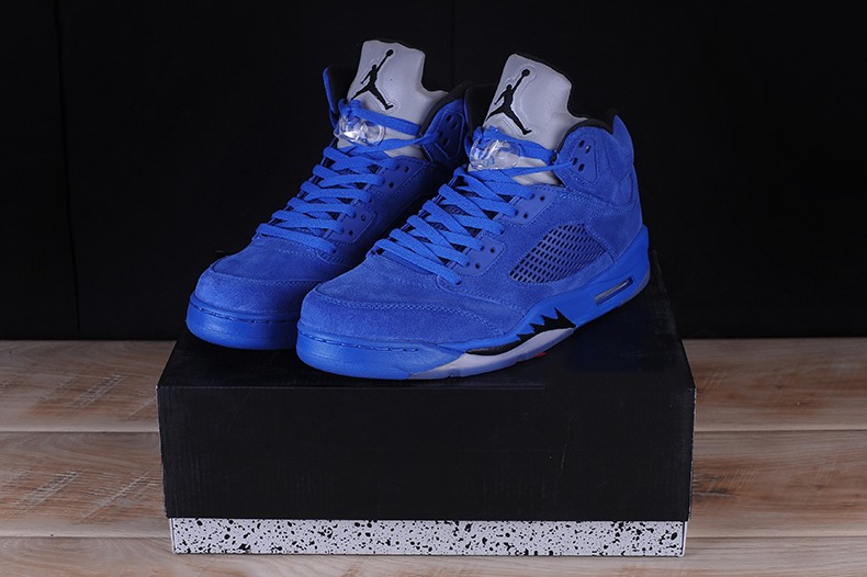 Air Jordan 5 Retro "blue Suede" 136027-401
