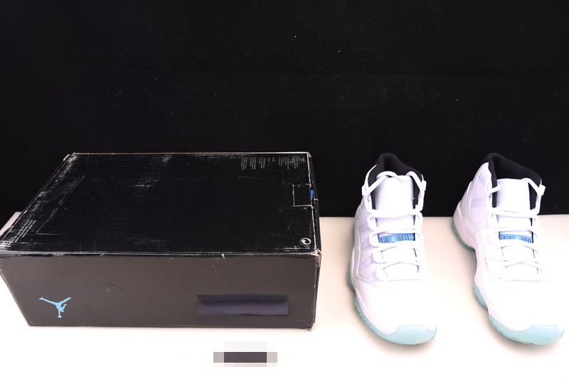 Air Jordan 11 "Legend Blue“ 378037-117
