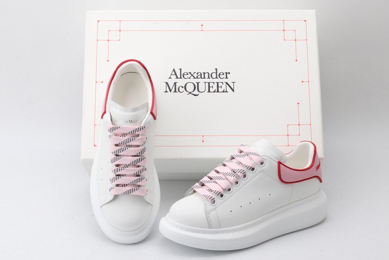 Ale*d*r MCQ35