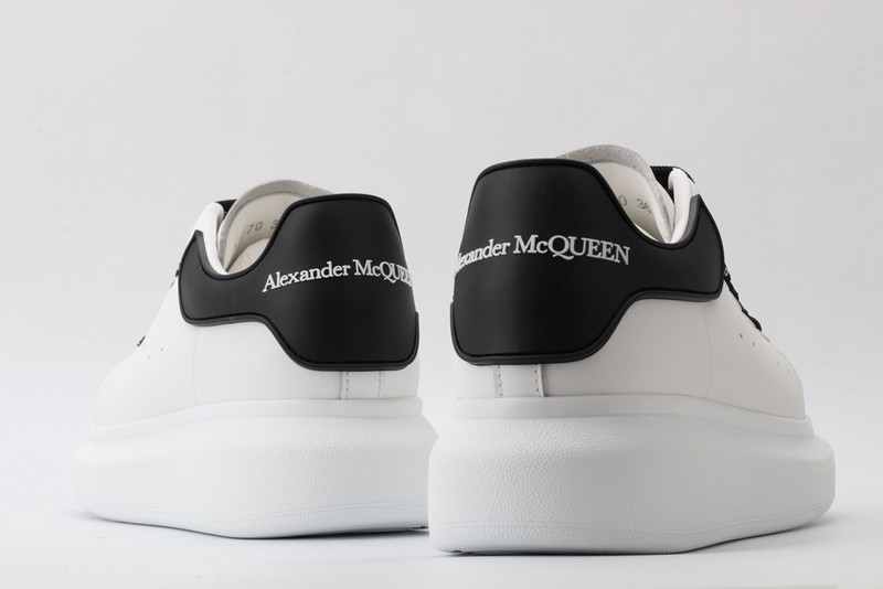 Ale*d*r MCQ29