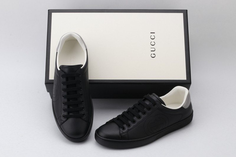 G*u*i* Trainer Sneaker56