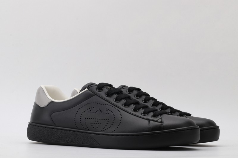 G*u*i* Trainer Sneaker56