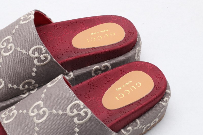 G*u*i* Sandal78