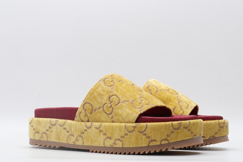 G*u*i* Sandal69