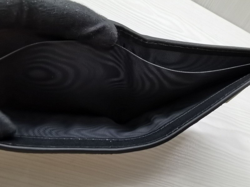 G*u*i* SNAKE BROWN WALLETS
