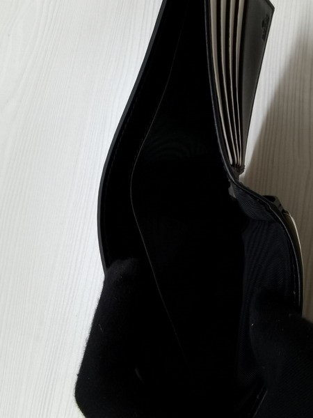 G*u*i* SNAKE BLACK WALLETS