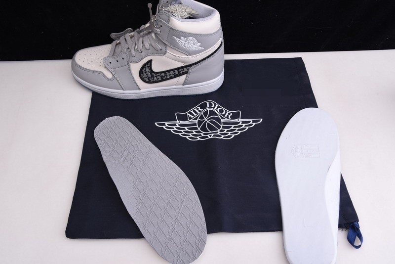 Air Jordan 1 High CN8007-002