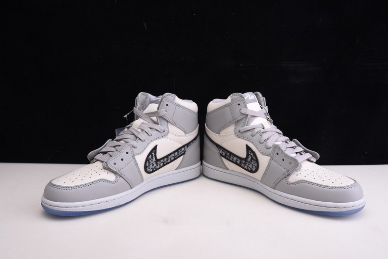 Air Jordan 1 High CN8007-002