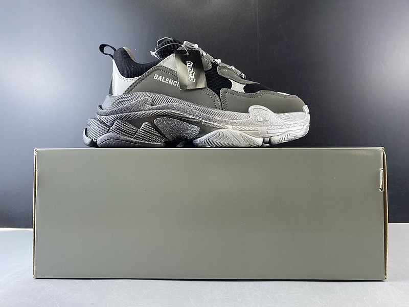 TRIPLES TRAINER SNEAKERS 2000018