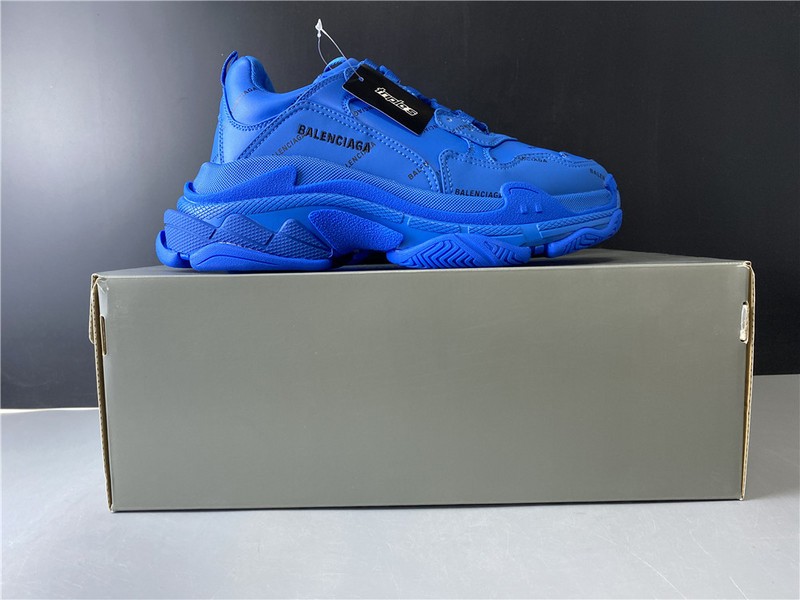 TRIPLES TRAINER SNEAKERS LETTERS 2000017