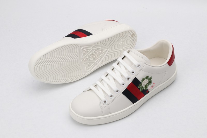 G*u*i* Trainer Sneaker44